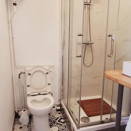 Le Rivetstud A 20 Min Paris 아파트 르 플레시-로뱅송