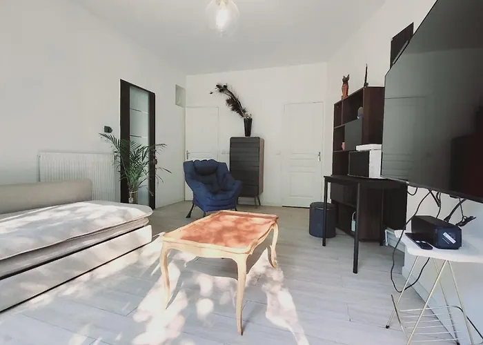 Le Rivetstud à 20 Min Paris Apartamento *