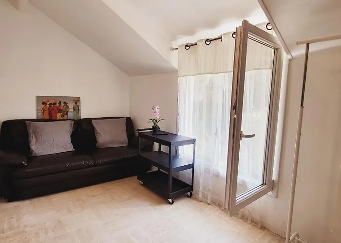 Le Rivetstud à 20 Min Paris Apartamento Le Plessis-Robinson